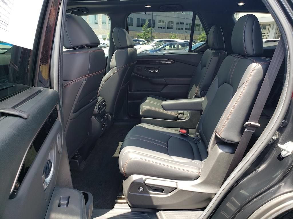 Used 2024 Honda Pilot TrailSport image 31
