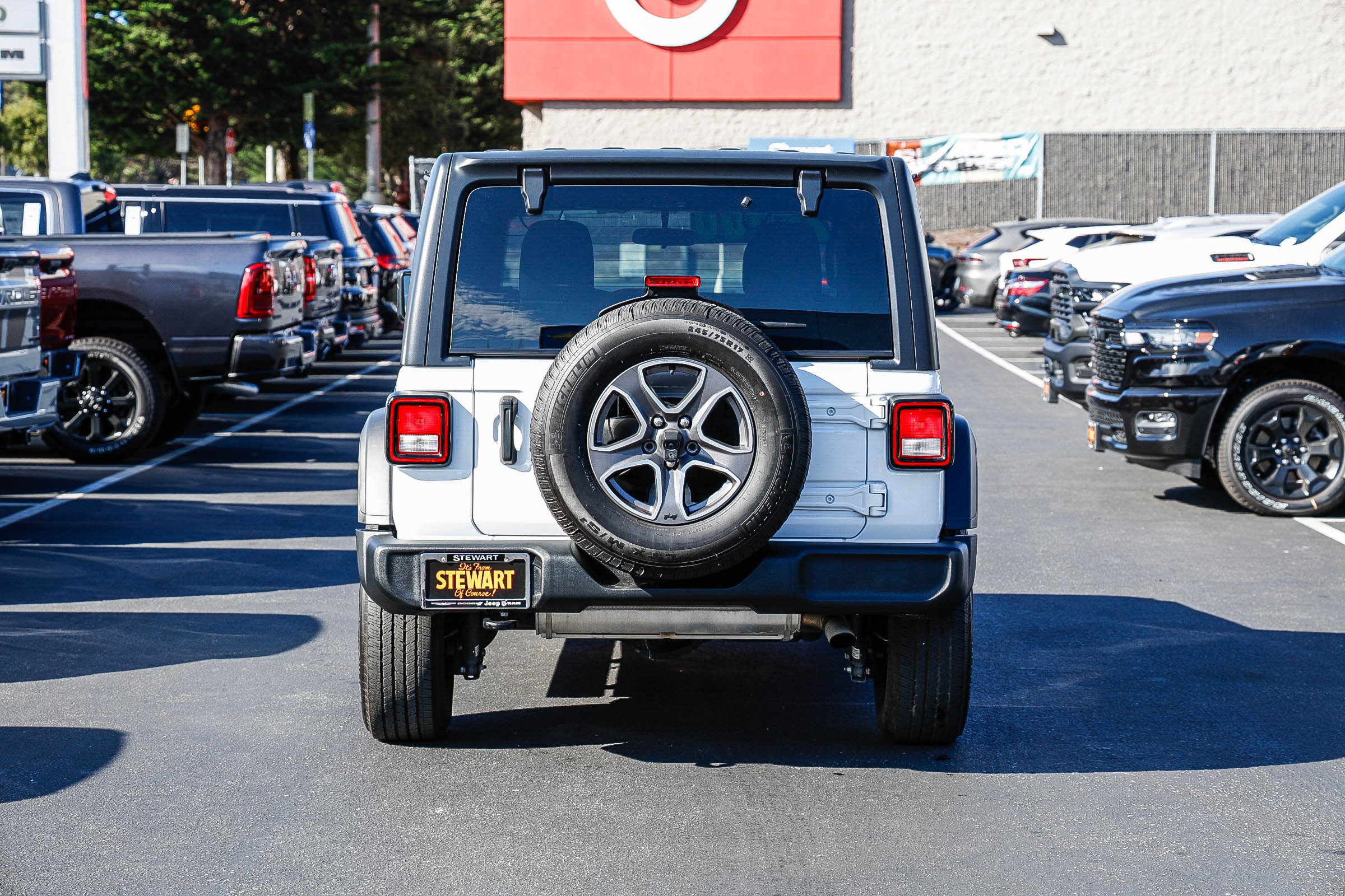 Used 2022 Jeep Wrangler Unlimited Sport AWD/4WD image 16