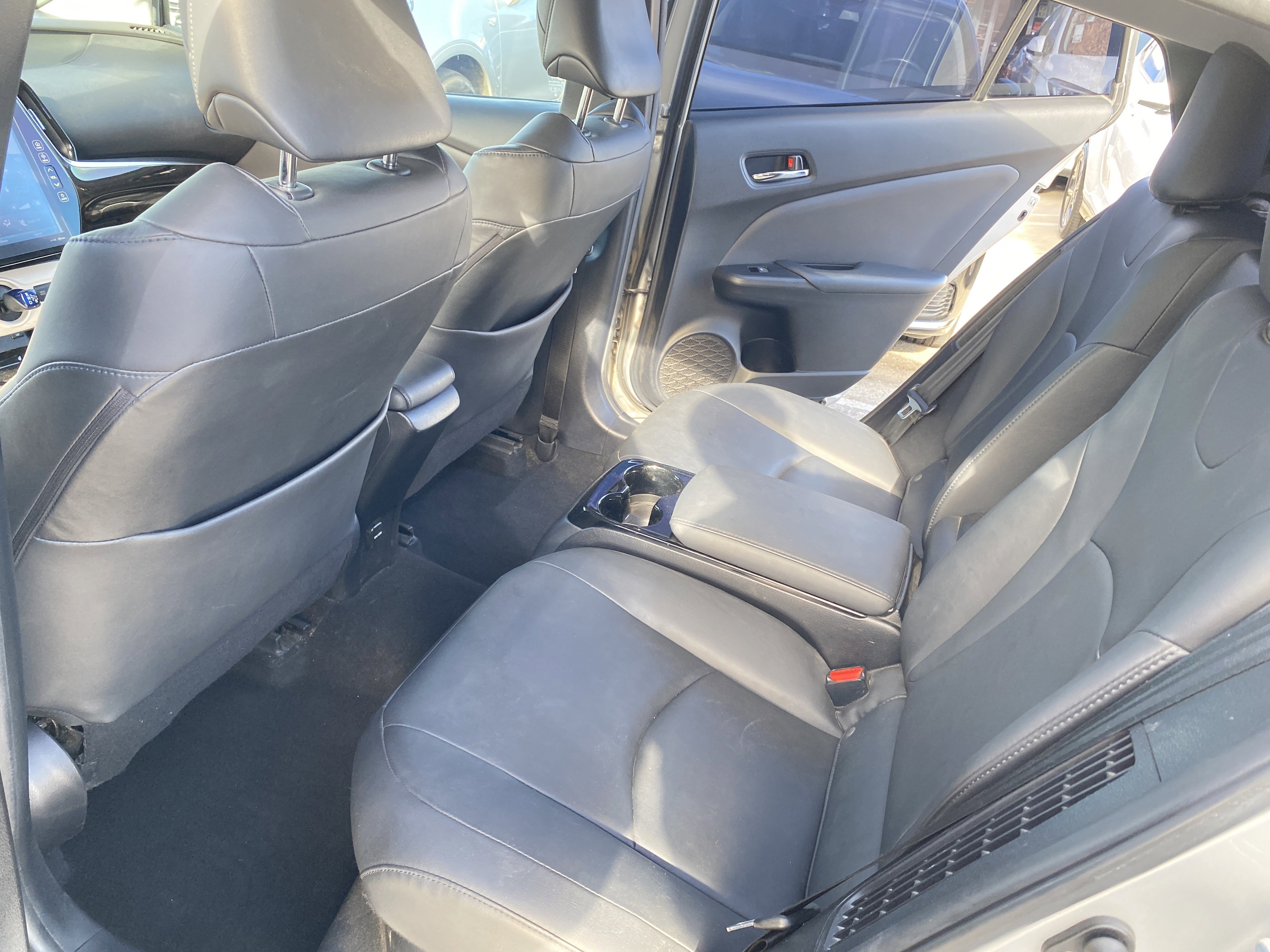 Used 2017 Toyota Prius Prime Premium w/ Carpet Mat Package image 18