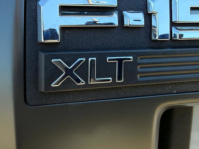 Used 2022 Ford F150 XLT w/ Equipment Group 302A High AWD/4WD image 16