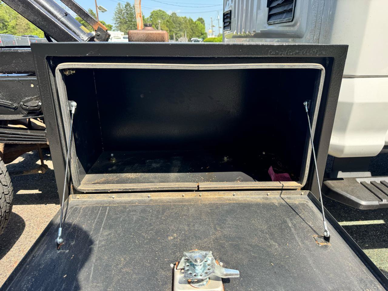 Used 2020 Ford F350 XL w/ Power Equipment Group AWD/4WD image 17