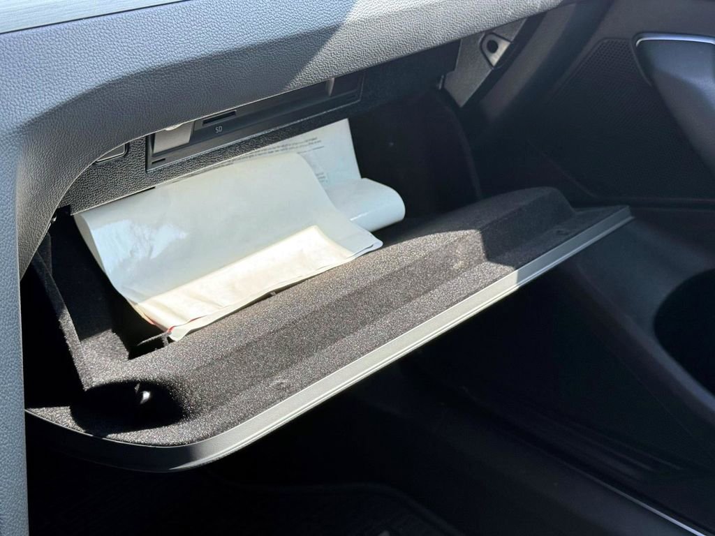 Used 2020 Volkswagen Arteon SE image 35