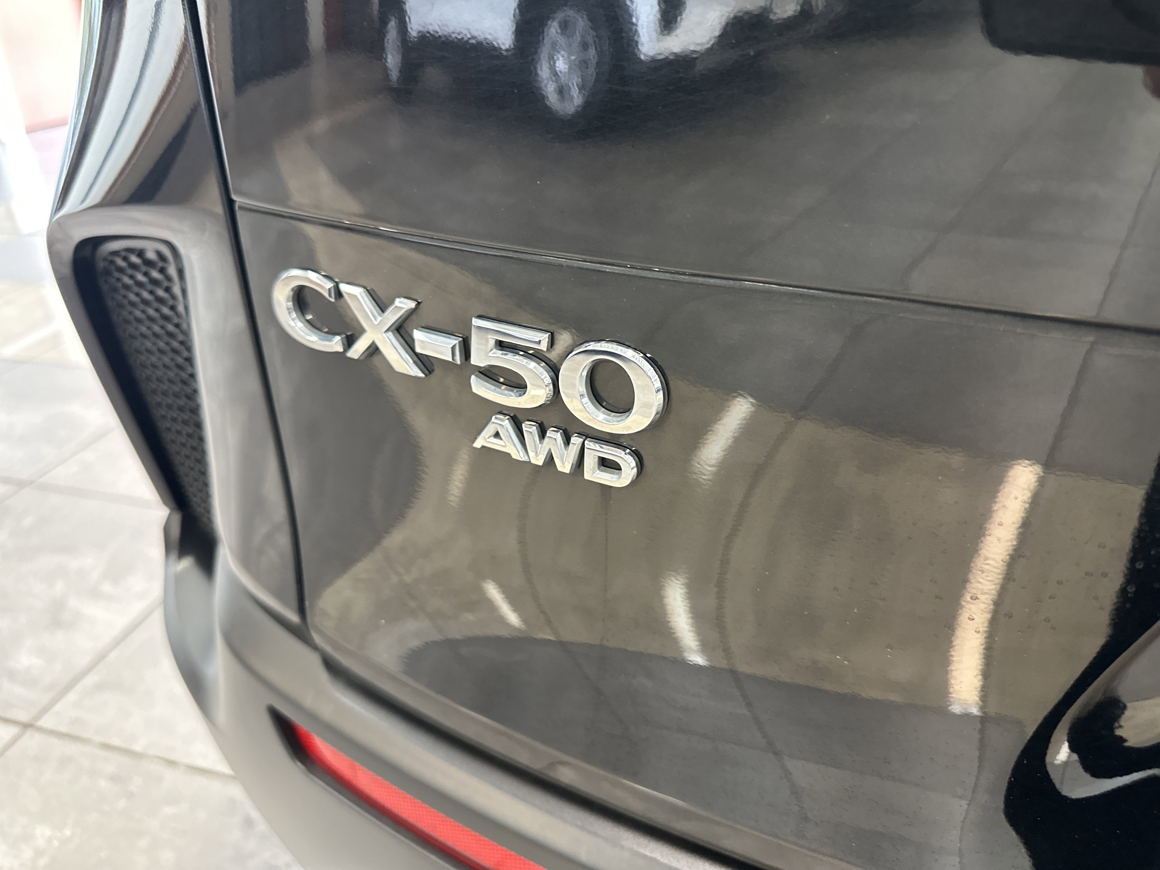 Used 2024 MAZDA CX-50 AWD 2.5 S w/ Preferred Package image 8