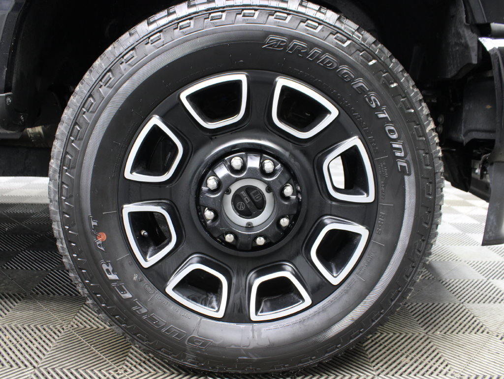 Used 2024 Ford F250 Platinum AWD/4WD image 13