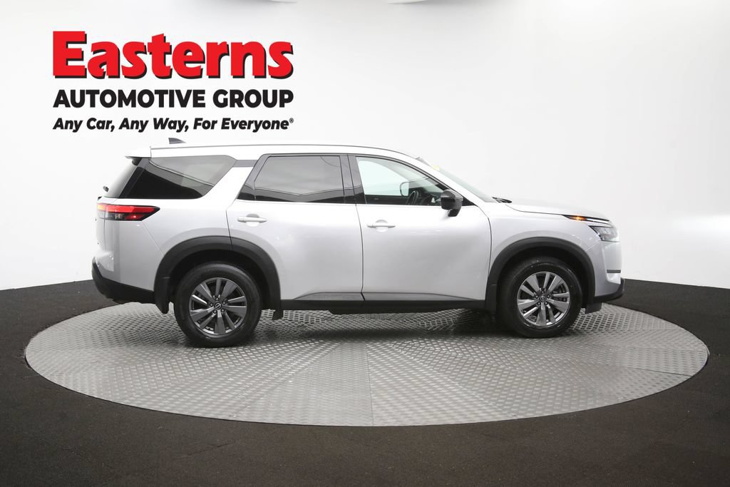 Used 2023 Nissan Pathfinder S AWD/4WD image 44