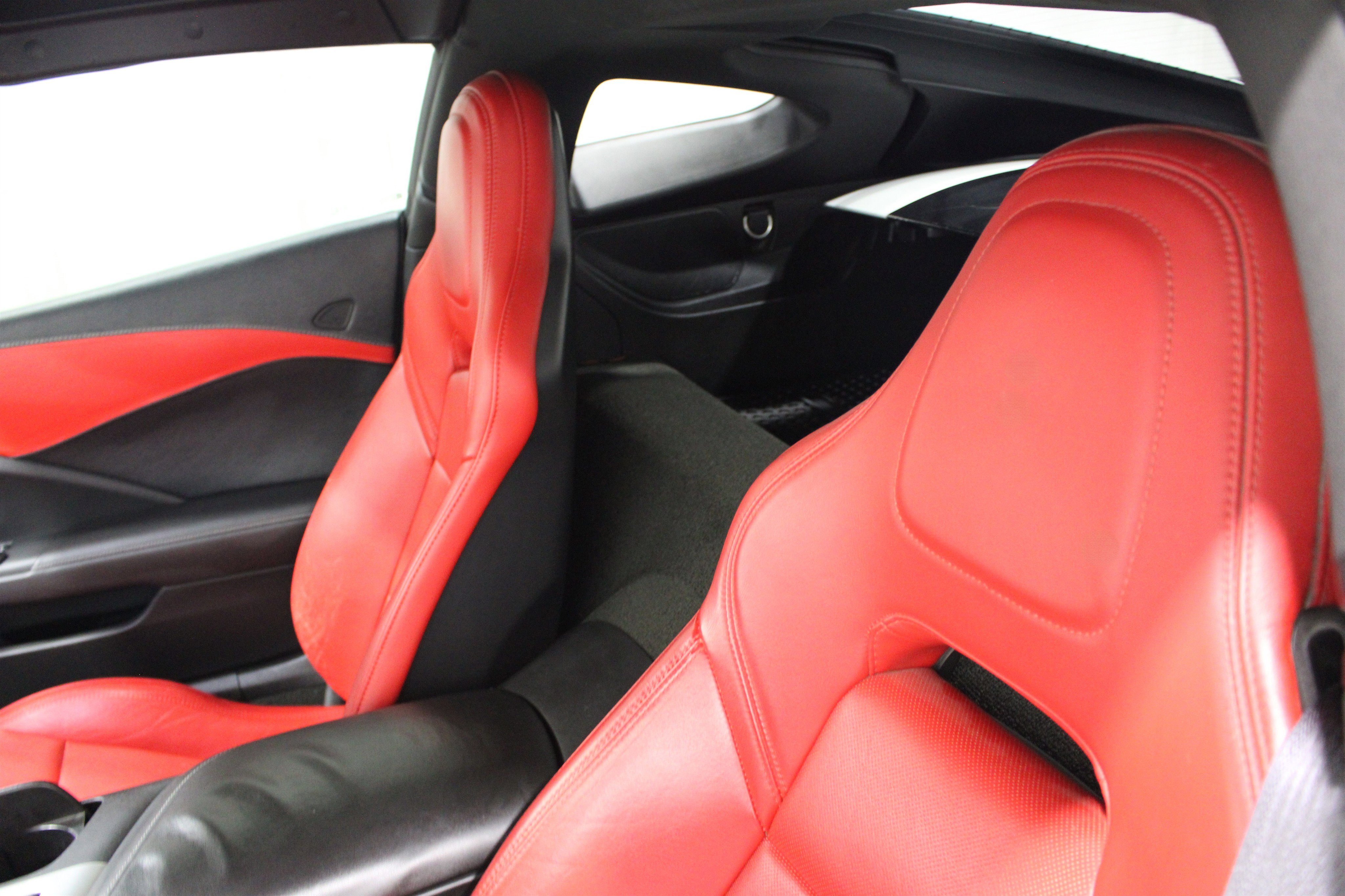Used 2014 Chevrolet Corvette Stingray Coupe RWD image 4