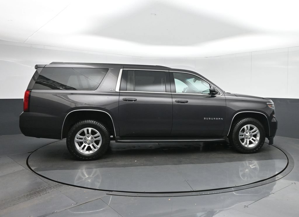 Used 2018 Chevrolet Suburban LT AWD/4WD image 8