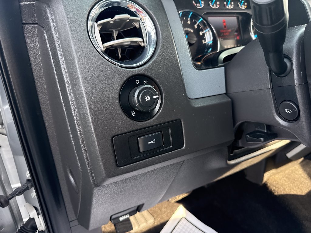 Used 2014 Ford F150 XLT w/ XLT Chrome Package RWD image 27