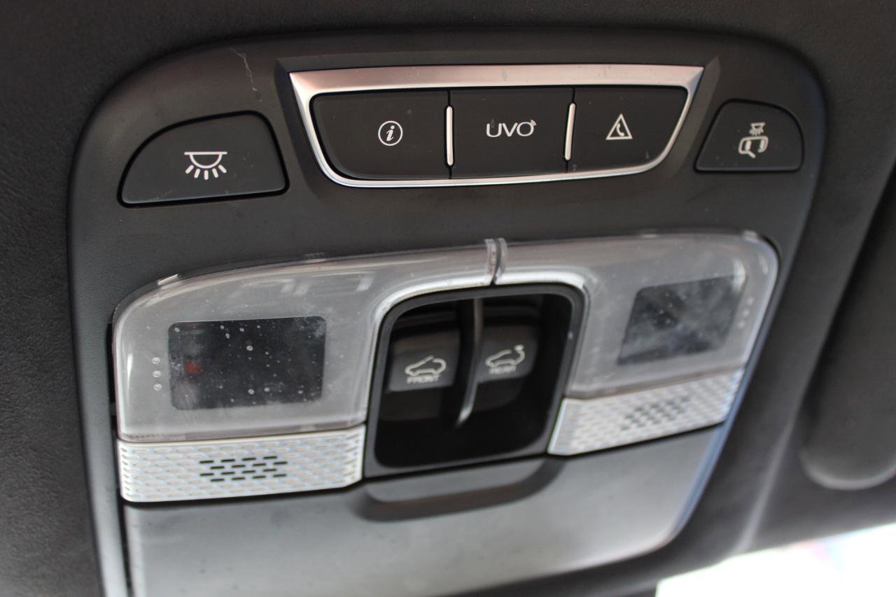Used 2022 Kia Telluride SX w/ SX Prestige Package image 39