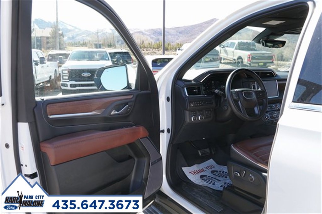 Used 2024 GMC Yukon Denali Ultimate image 9