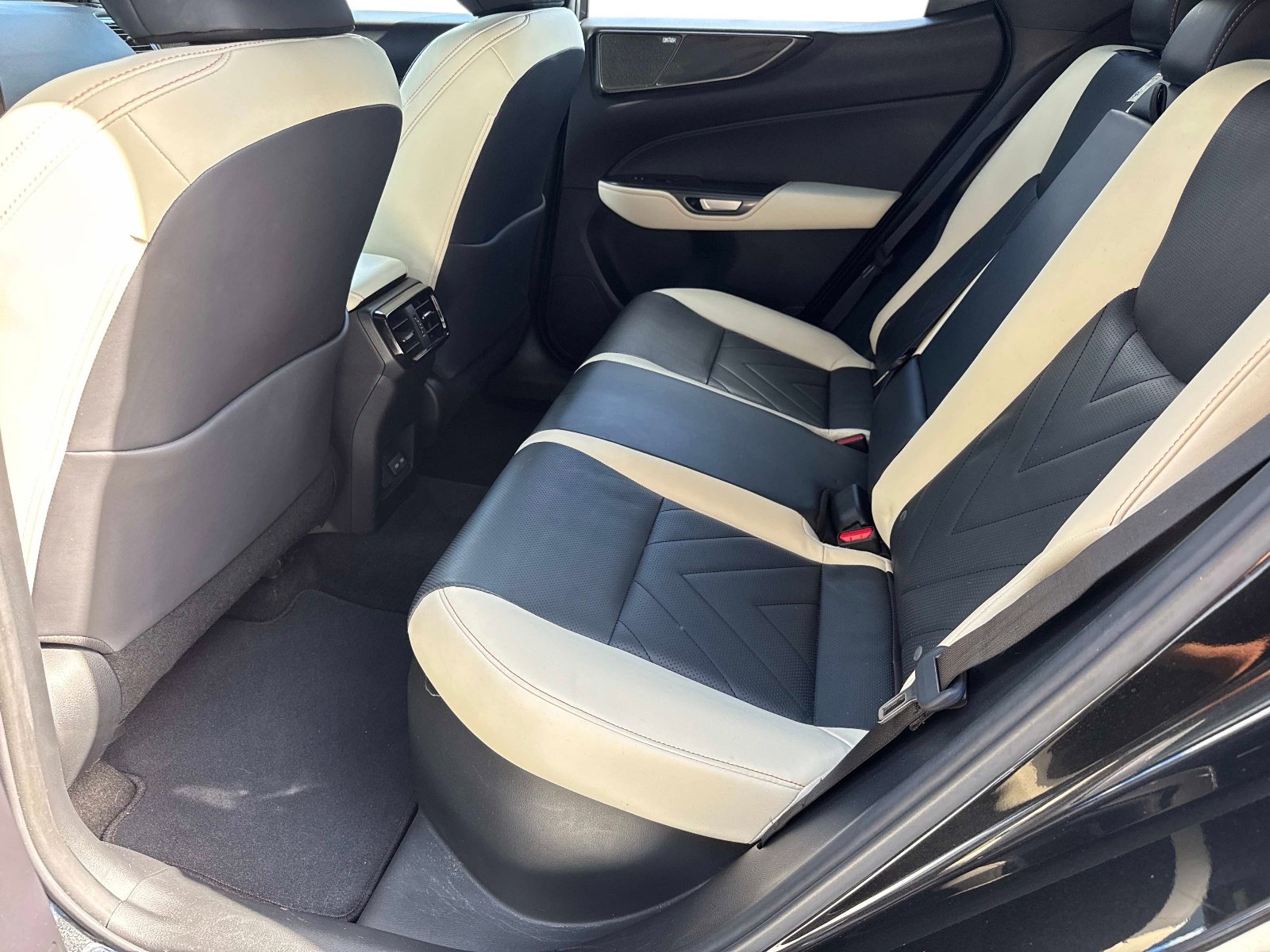 Certified 2022 Lexus NX 350h AWD image 15