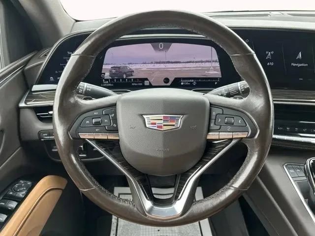 Used 2021 Cadillac Escalade ESV Premium Luxury w/ Heavy-Duty Trailer Package image 23