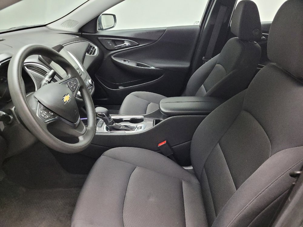 Used 2025 Chevrolet Malibu LT image 17