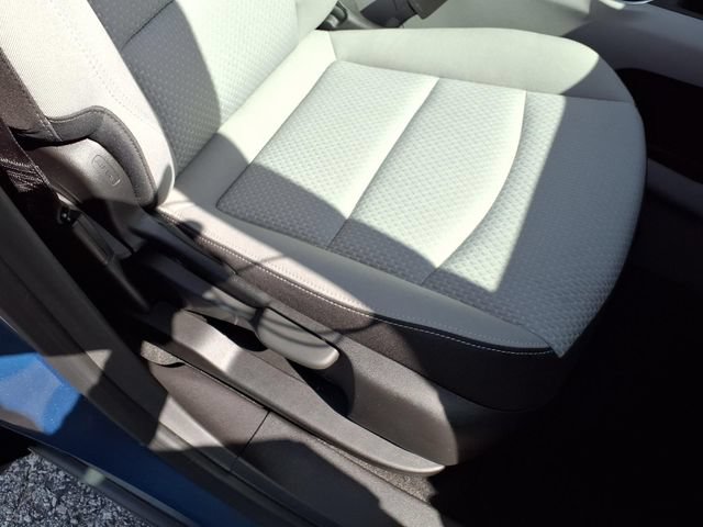 Used 2024 GMC Terrain SLE w/ Driver Convenience Package AWD/4WD image 39