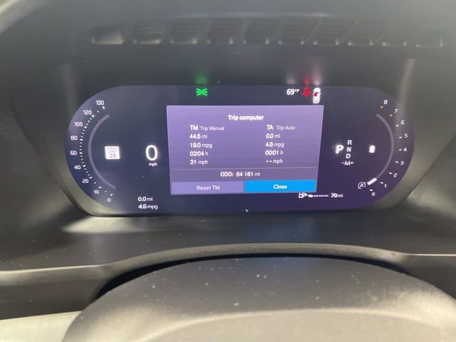 Used 2023 Volvo XC90 B5 Core w/ Climate Package image 18