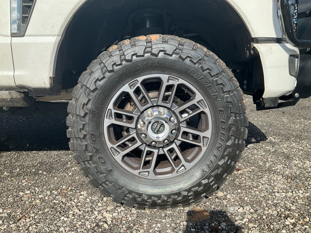 Used 2024 Ford F250 Limited w/ FX4 Off-Road Package image 10