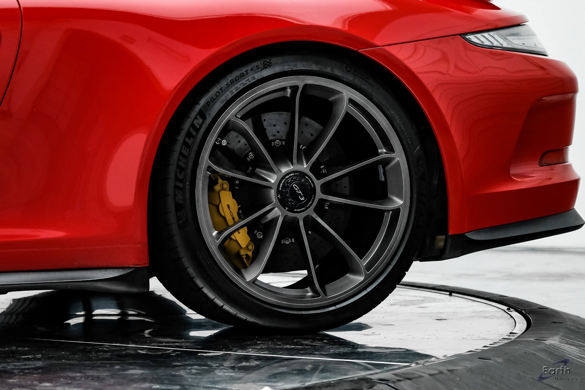 Used 2015 Porsche 911 GT3 image 81