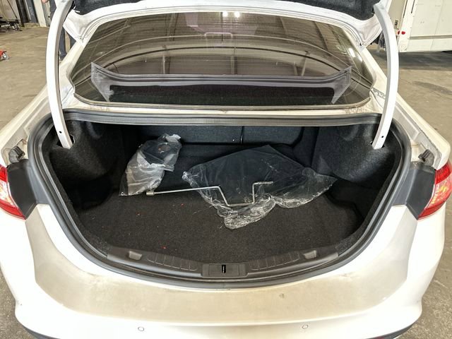 Used 2016 Ford Fusion SE FWD image 23