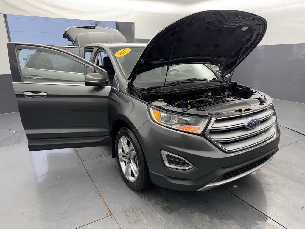 Used 2017 Ford Edge Titanium w/ Equipment Group 301A image 14