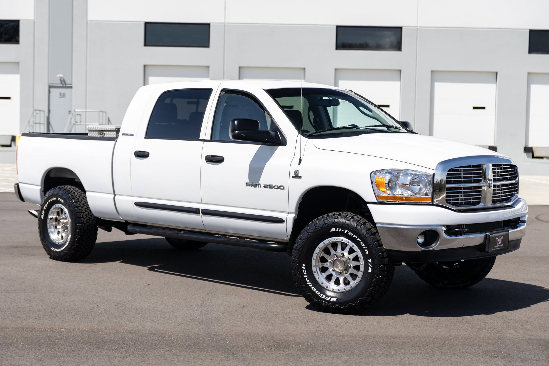 Used 2006 Dodge Ram 2500 Truck SLT w/ Light Group image 3