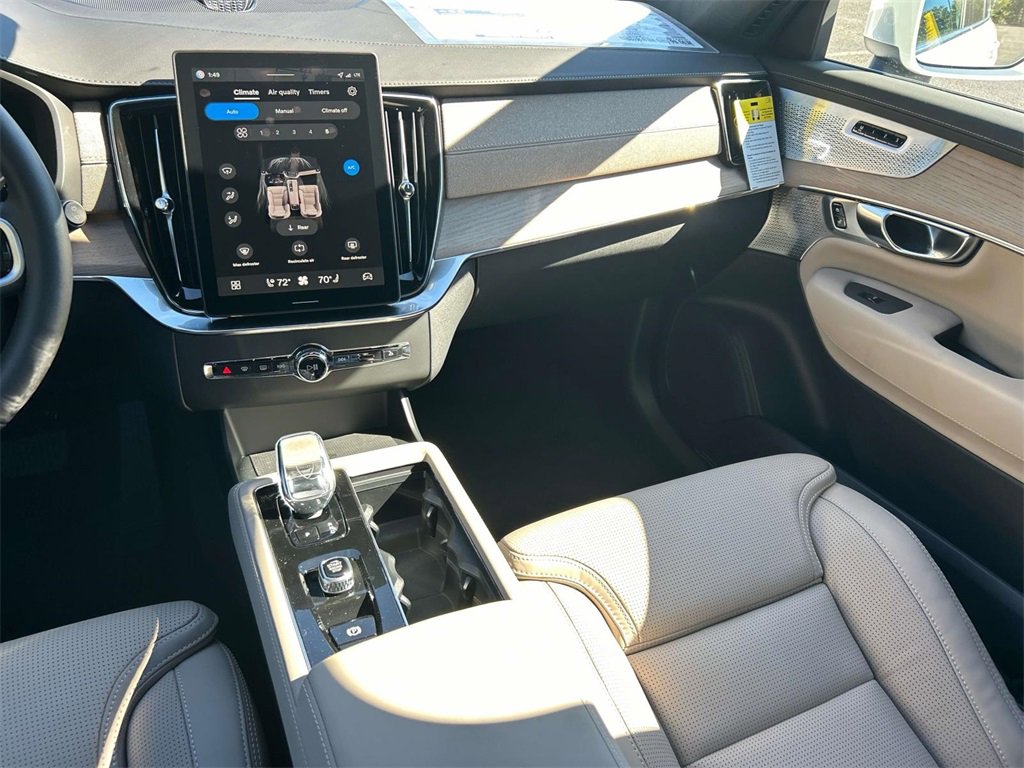 New 2026 Volvo XC90 B6 Ultra image 15