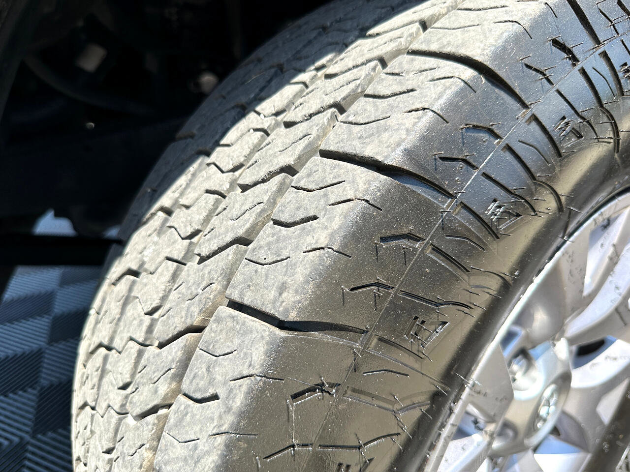 Used 2017 Toyota Tacoma SR5 image 44