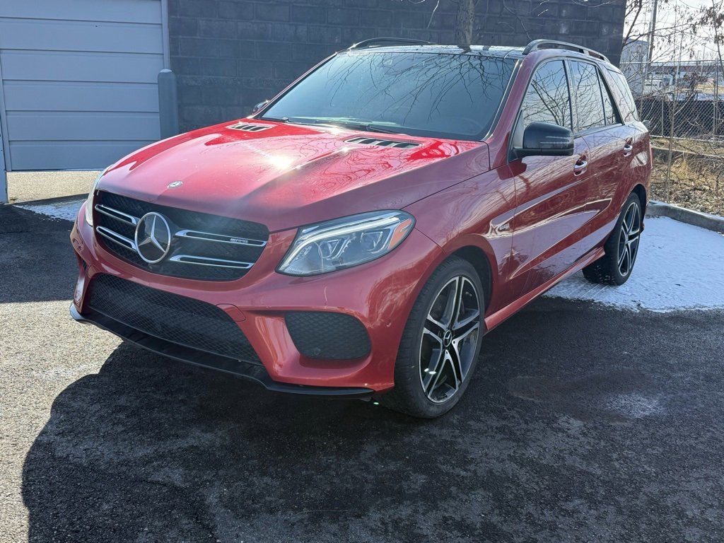 Used 2017 Mercedes-Benz GLE 43 AMG 4MATIC image 2