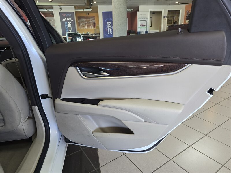 Used 2016 Cadillac XTS Premium FWD image 16