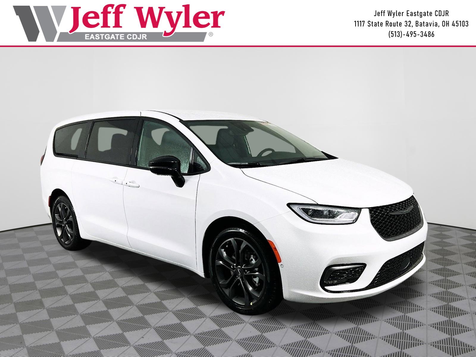 New 2026 Chrysler Pacifica Select FWD image 1