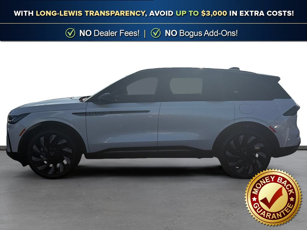 Used 2026 Lincoln Nautilus Reserve w/ Jet Appearance Package AWD/4WD image 2