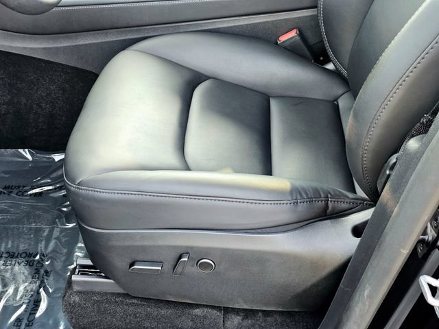 Used 2023 Tesla Model Y Long Range AWD/4WD image 17