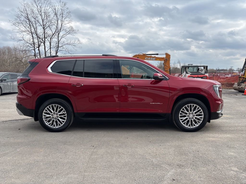Used 2025 GMC Acadia Denali image 12