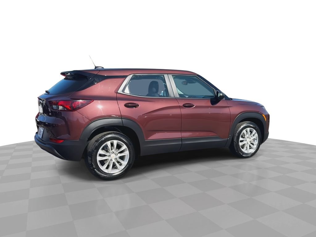 Used 2023 Chevrolet TrailBlazer LS image 9