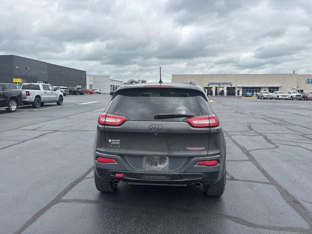 Used 2014 Jeep Cherokee Trailhawk w/ Comfort/Convenience Group AWD/4WD image 12