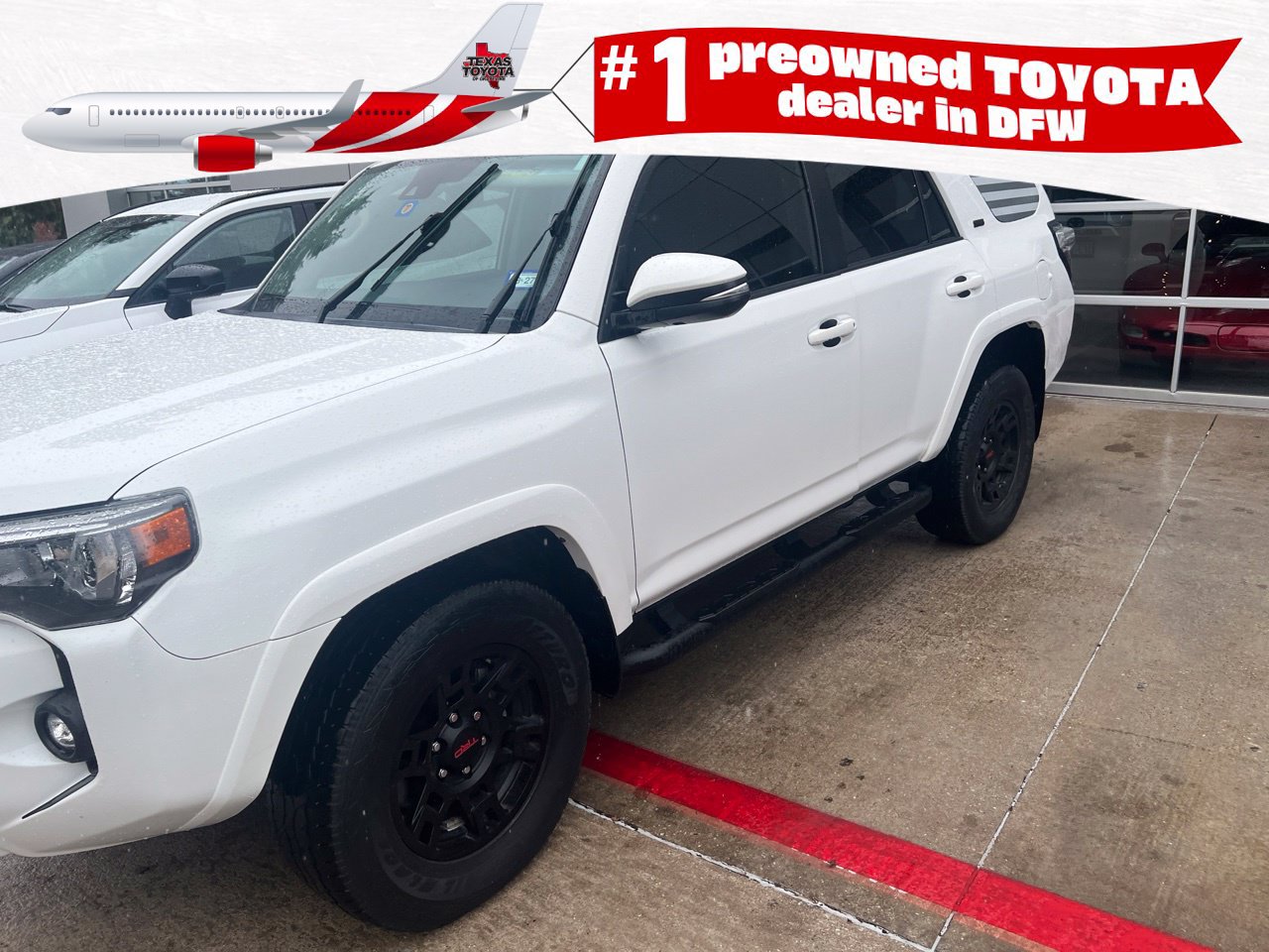 Used 2022 Toyota 4Runner SR5 Premium w/ Moonroof Package AWD/4WD image 1