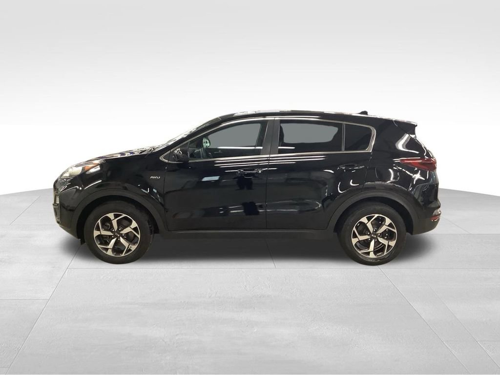 Used 2020 Kia Sportage LX AWD/4WD image 2