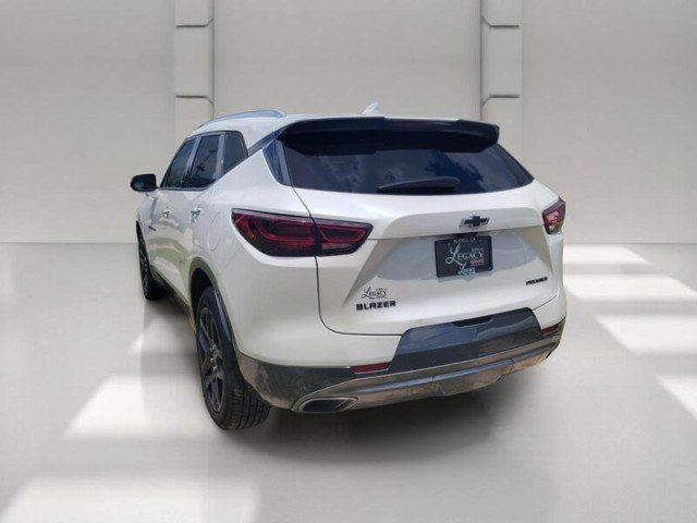 Used 2023 Chevrolet Blazer Premier w/ Driver Confidence II Package FWD image 6