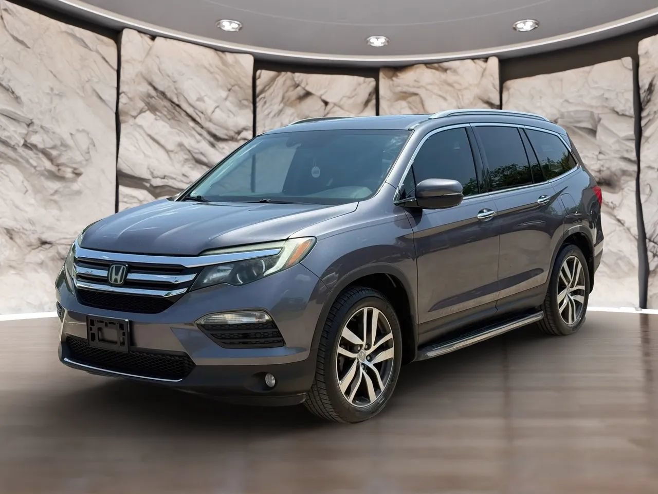 Used 2016 Honda Pilot Elite image 2