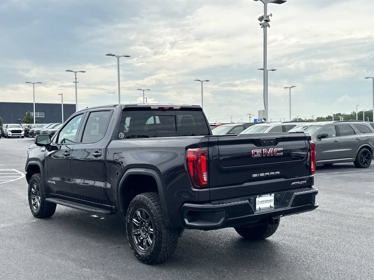 Used 2024 GMC Sierra 1500 AT4X AWD/4WD image 5