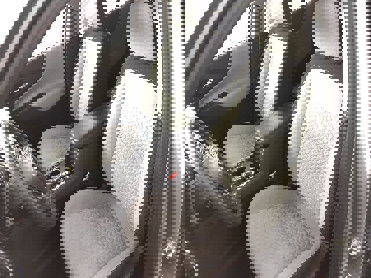 Used 2023 Chevrolet Equinox LT image 14