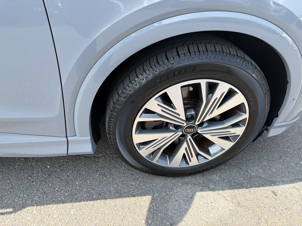 Used 2023 Audi Q4 e-tron Premium Plus w/ Premium Plus RWD image 33
