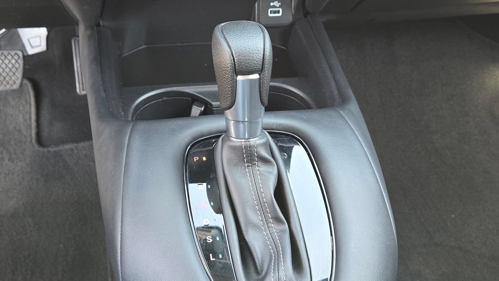 Used 2024 Honda HR-V LX image 24