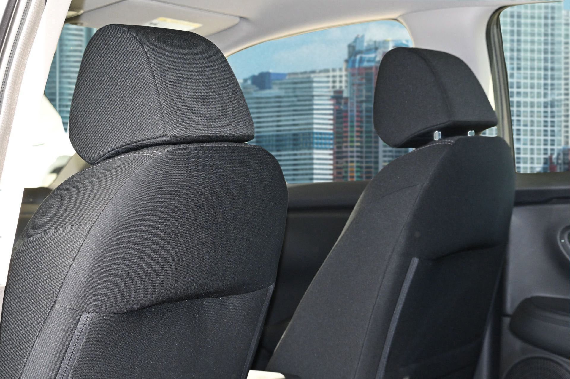 New 2026 Honda HR-V LX image 18