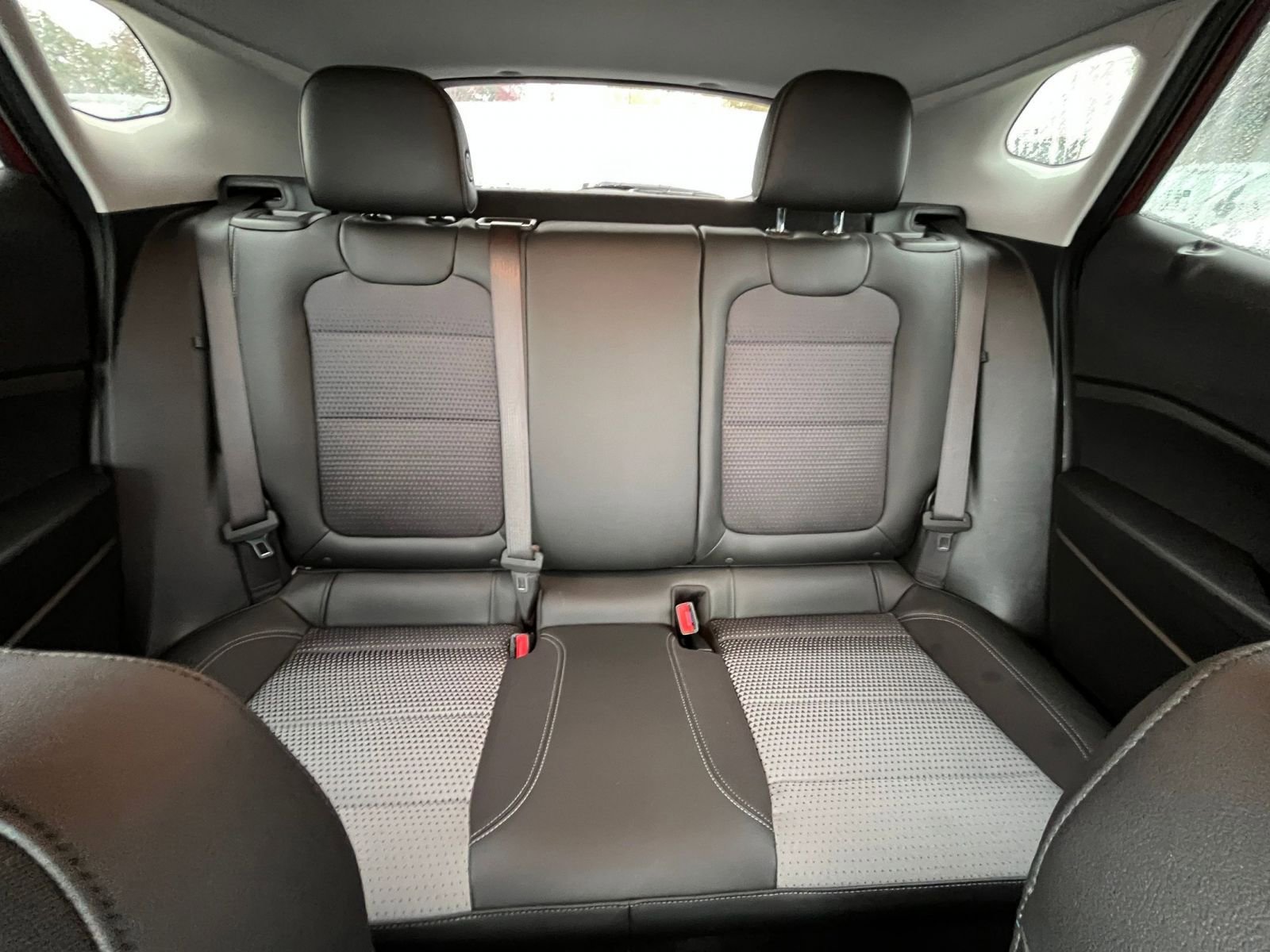 Used 2025 Chevrolet Trax LT image 36