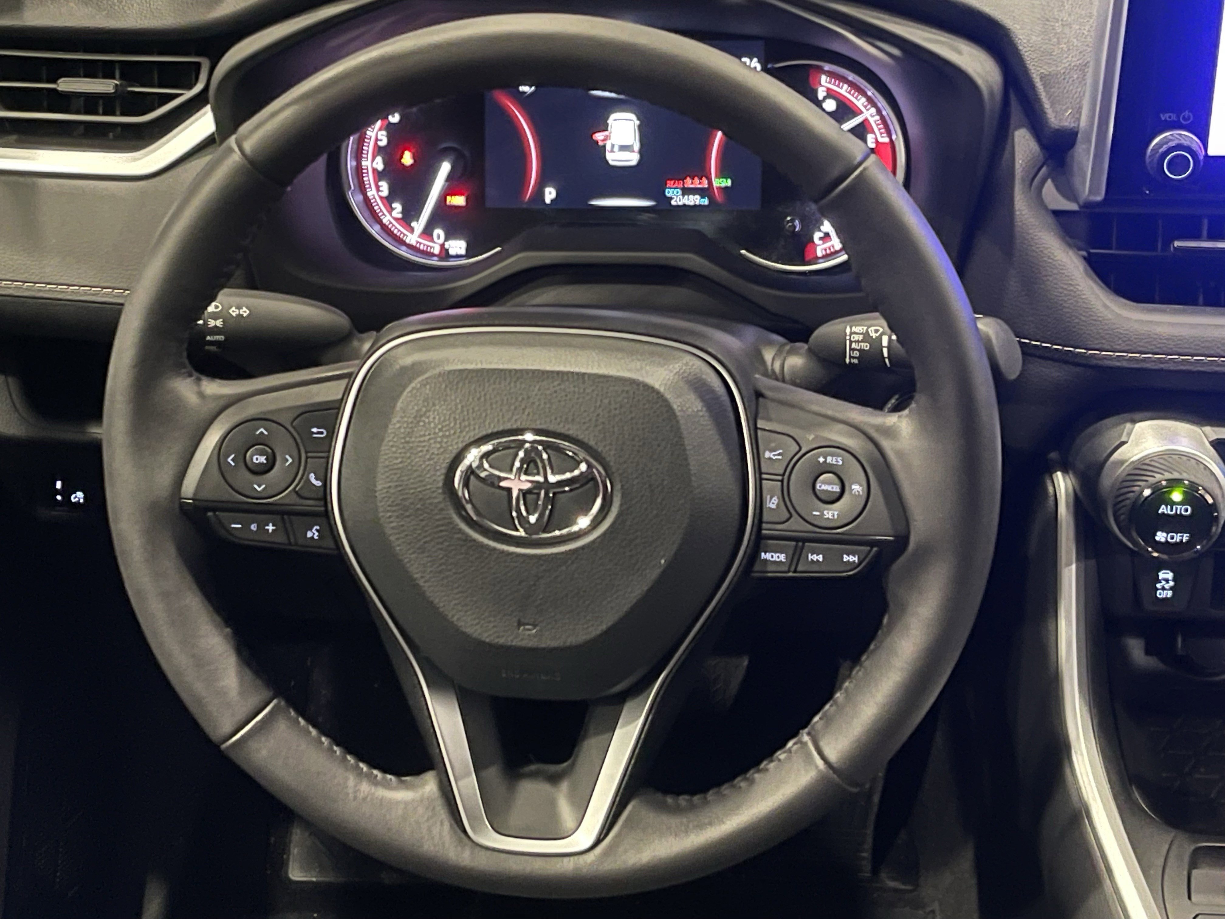 Used 2023 Toyota RAV4 XLE image 20