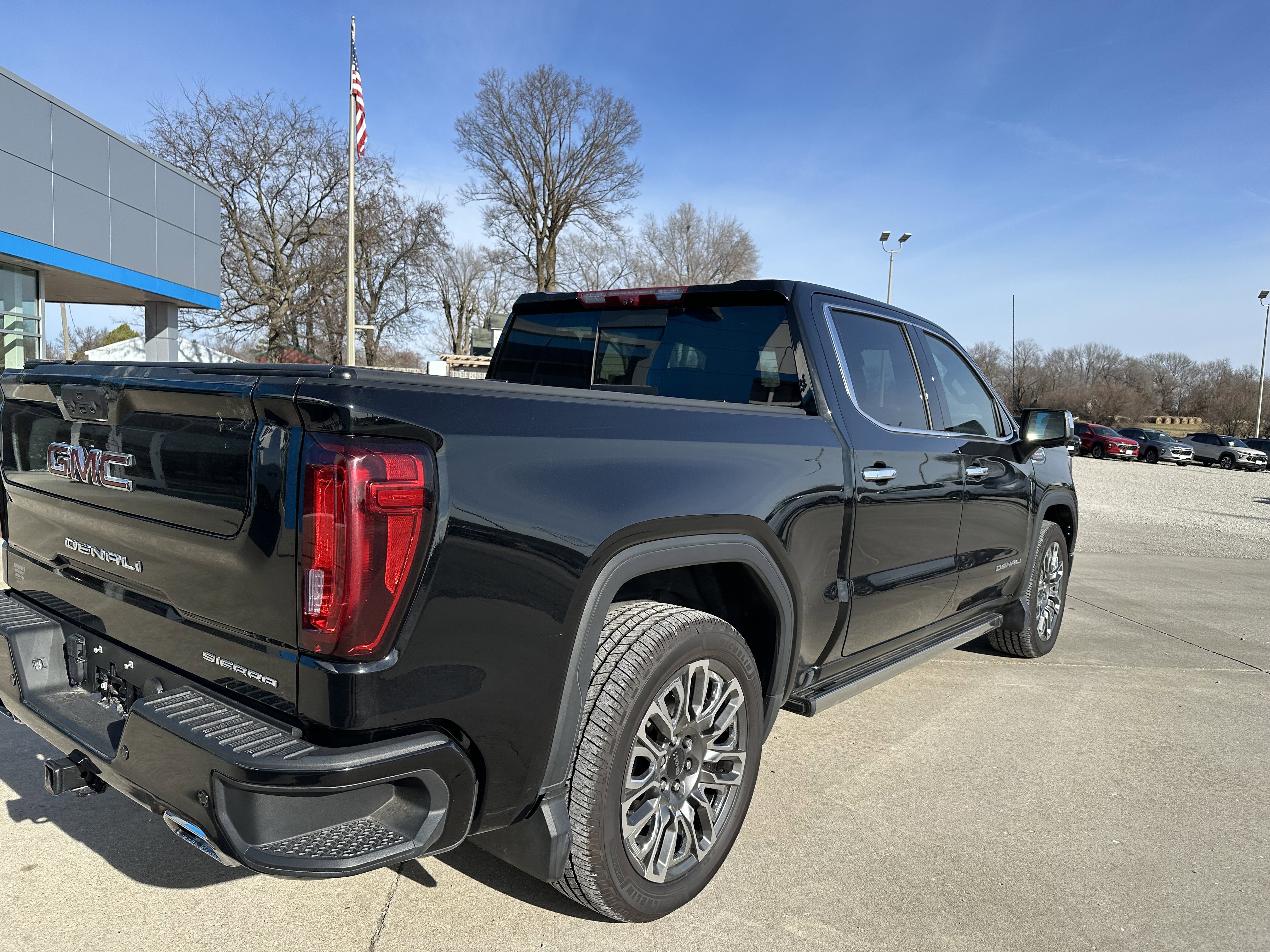Used 2023 GMC Sierra 1500 Denali w/ Denali Reserve Package image 3