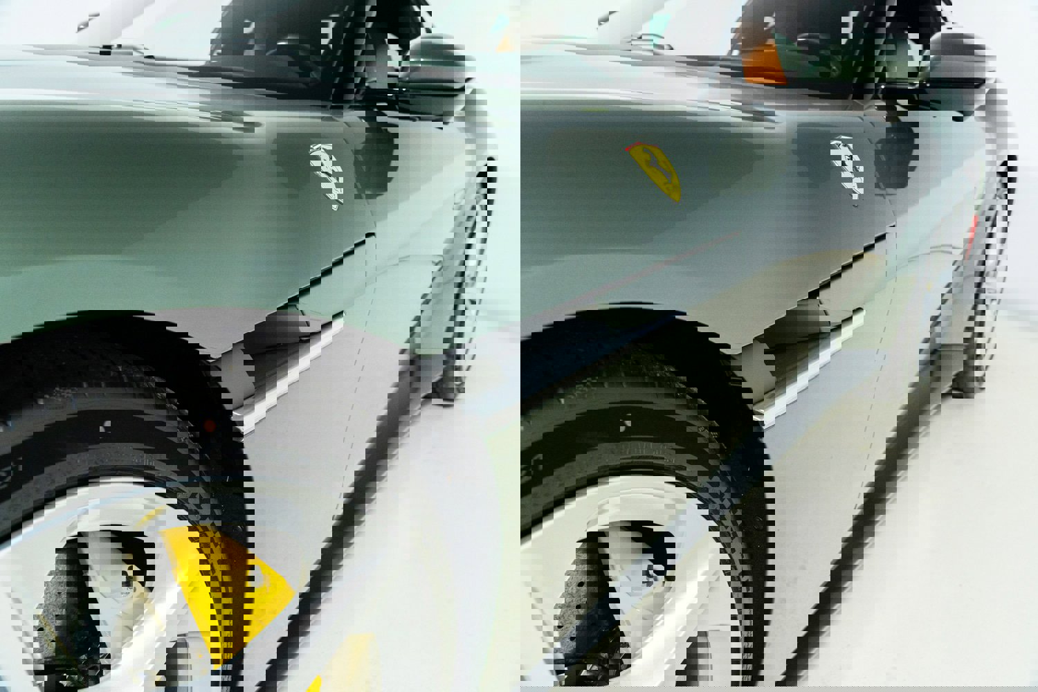 Certified 2025 Ferrari 12Cilindri image 32