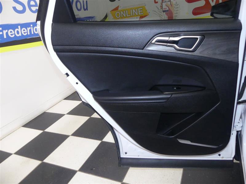 Used 2023 Kia Sportage X-Line image 31