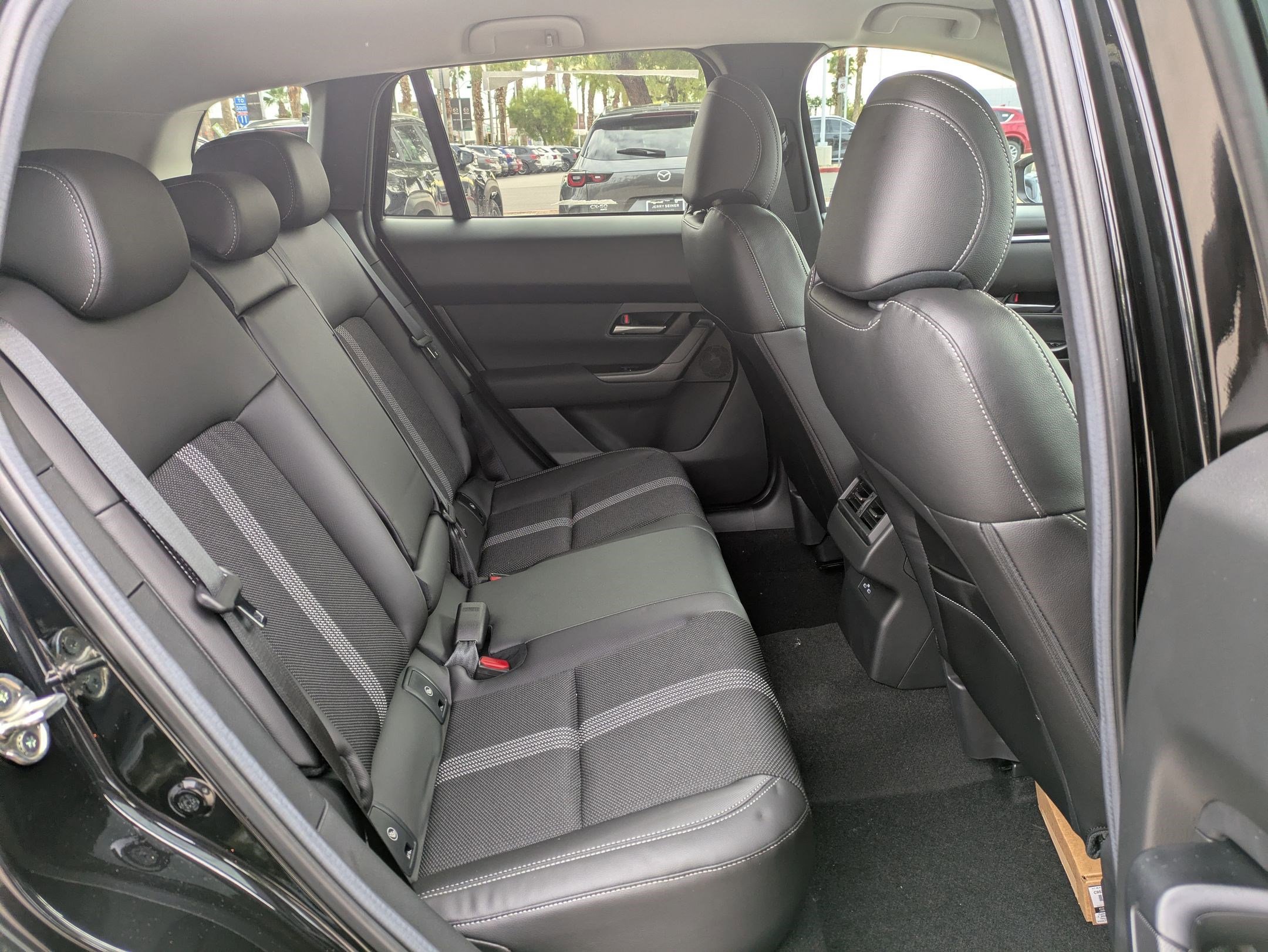 New 2025 MAZDA CX-50 AWD 2.5 S w/ Weather Package image 19