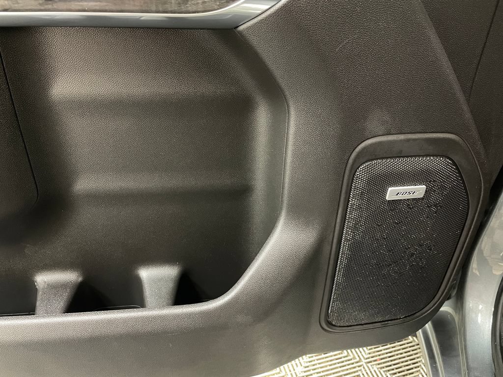 Certified 2021 Chevrolet Silverado 1500 LTZ w/ LTZ Premium Package AWD/4WD image 33